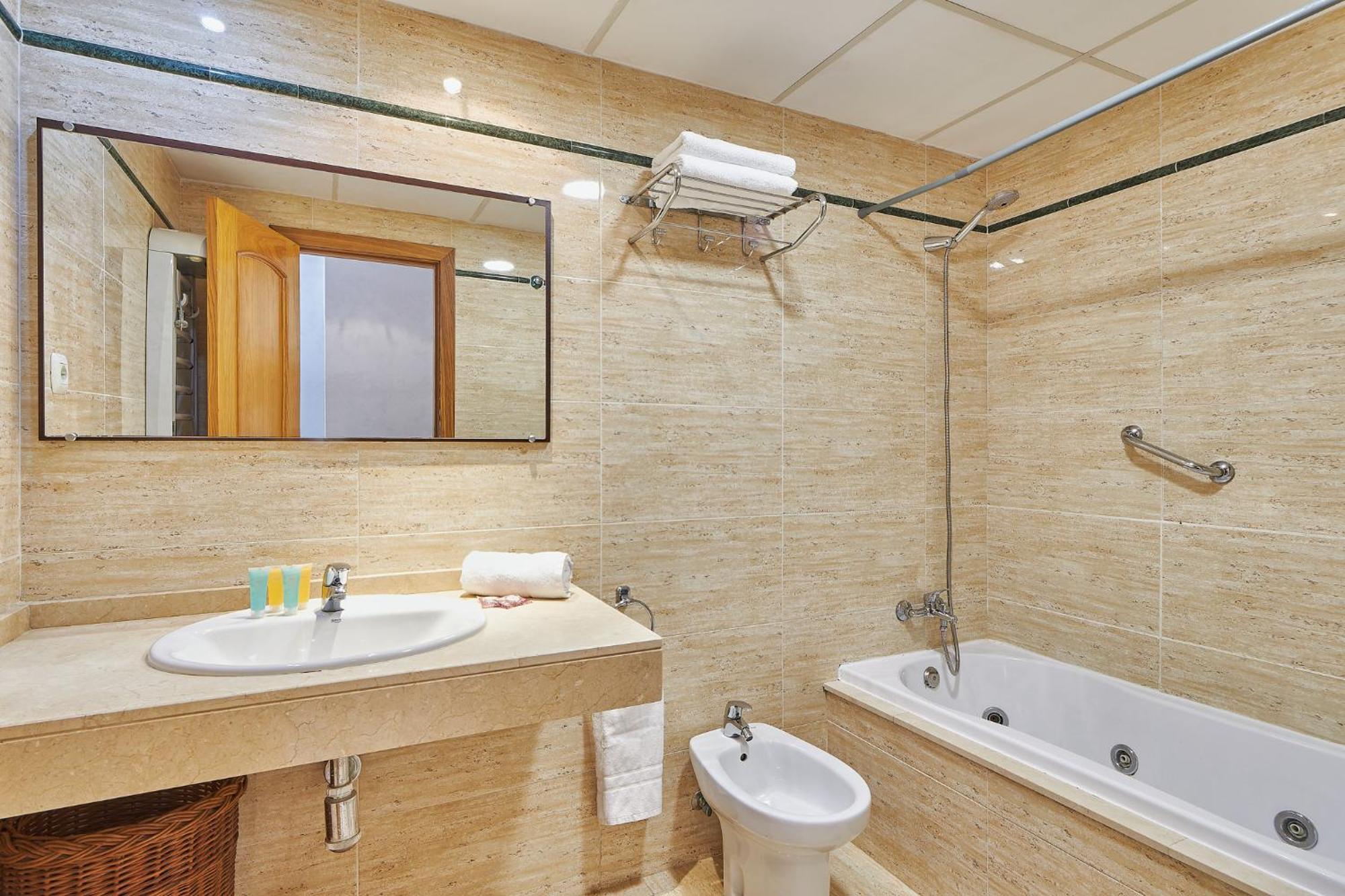 House Of Sea Apartment Малага Екстериор снимка